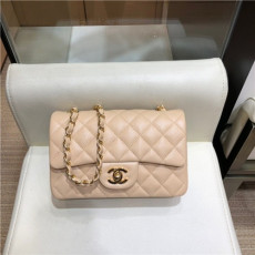 CHANEL 샤넬 케비어 미니 숄더백  20CM 금장 1116 신상