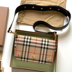 BURBERRY 버버리 미니 숄더백 B8016 신상