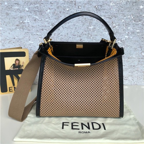 FENDI 펜디 피카푸 미디움 F8820-1 신상