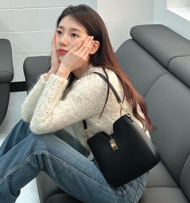 46위 [미스에이 수지] CELINE 셀린느 이너 소프트 16 까미유백 스몰 120693 3COLOR