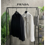 PRADA 프라다 삼각레더패치 집업 바람막이
