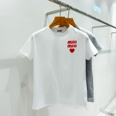 AMI 아미 하트 로고 반팔