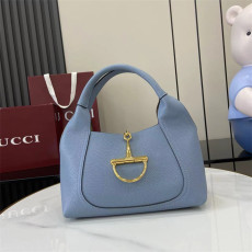 GUCCI 구찌 소프트빗 스몰 숄더백 837467