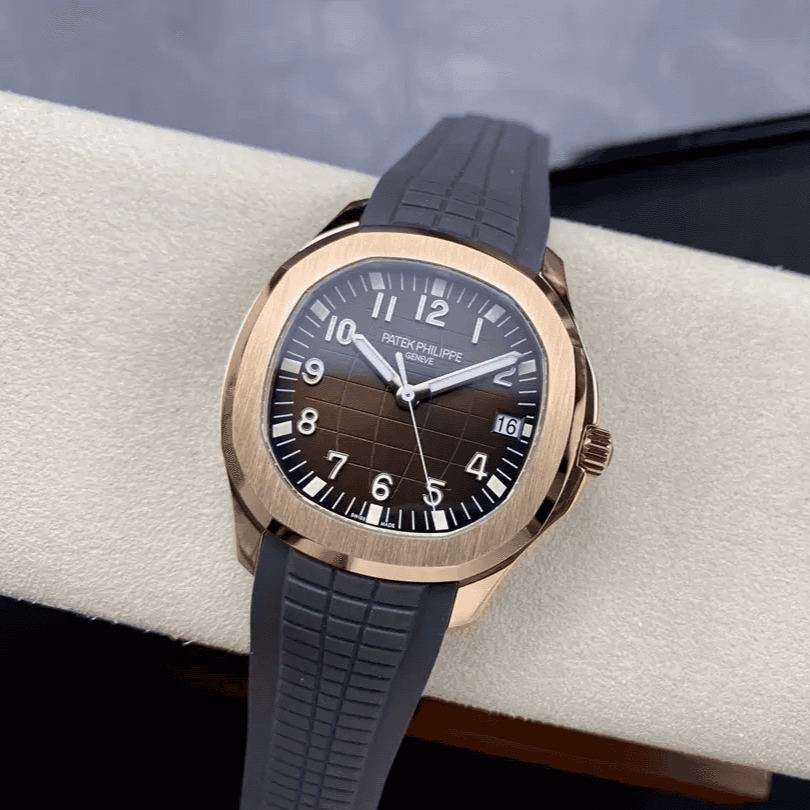 PATEK PHILIPPE 파텍필립 아쿠아넛 초코 다이얼 로즈골드 금통 러버밴드 40mm 5167
