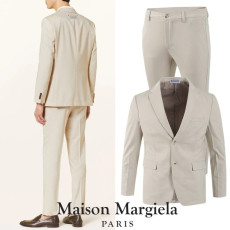 MAISON MARGIELA 메종마르지엘라 넘버로고 레더탭 싱글 슬림슈트