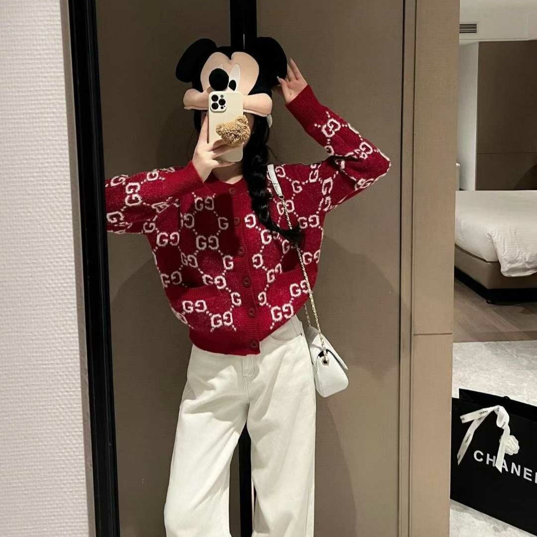 ●10월 판매 13위● GUCCI 구찌 GG 쟈카드 가디건