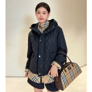 ●10월 판매 17위● BURBERRY 버버리 누빔 후드 자켓