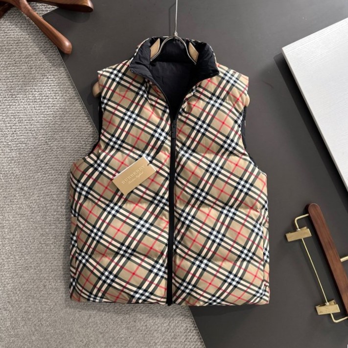 BURBERRY 버버리 체크 퍼퍼 질레 다운 베스트