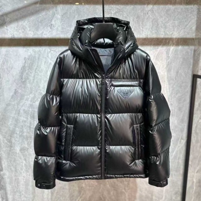 PRADA 프라다 삼각로고 패딩