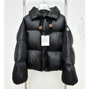 MONCLER 몽클레어 보레이다운 패딩 자켓