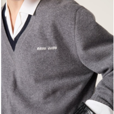 ●2월 판매 9위● MIUMIU 미우미우 울 더블 니트 2COLOR