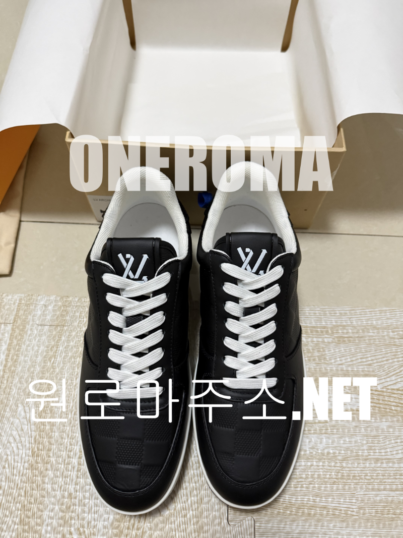 권*호 고객님 루이비통 다미에 스니커즈