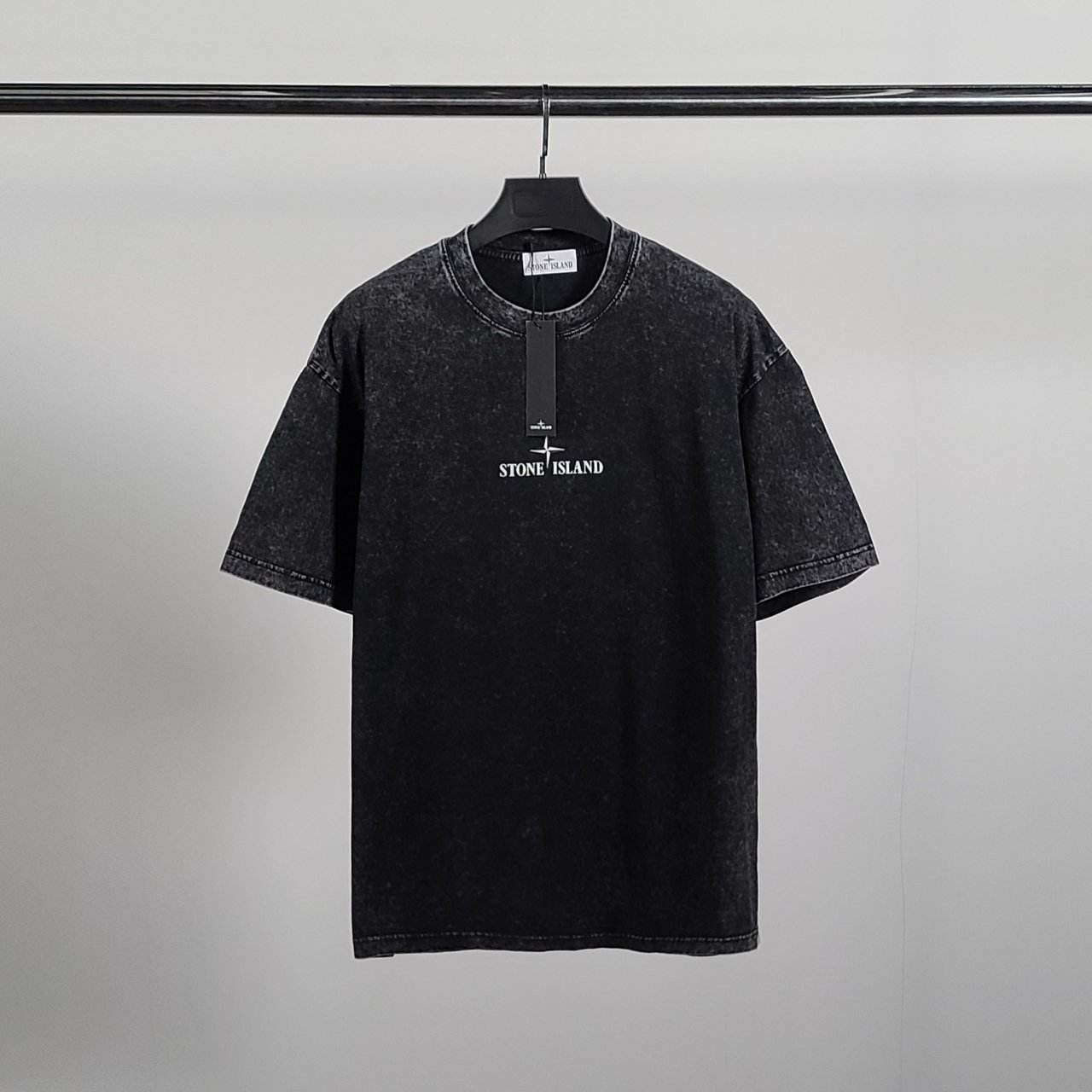 STONE ISLAND 스톤아일랜드 서클 피그먼트 반팔티