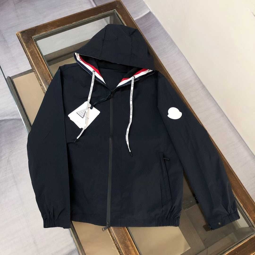 MONCLER 몽클레어 삼색 로고 바람막이