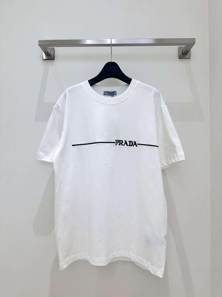 PRADA 프라다 반팔