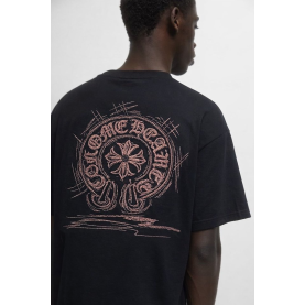 CHROME HEARTS 크롬하츠 스크레쳐 홀스슈 빈티지 올자수 로고 숏 슬리브 티셔츠 2COLOR