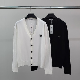 PRADA 프라다 로고와펜 베이직 가디건